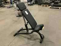 Technogym element adjustable bench krachtstation - afbeelding 3 van  5