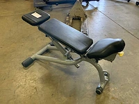 Technogym element adjustable bench krachtstation - afbeelding 1 van  4