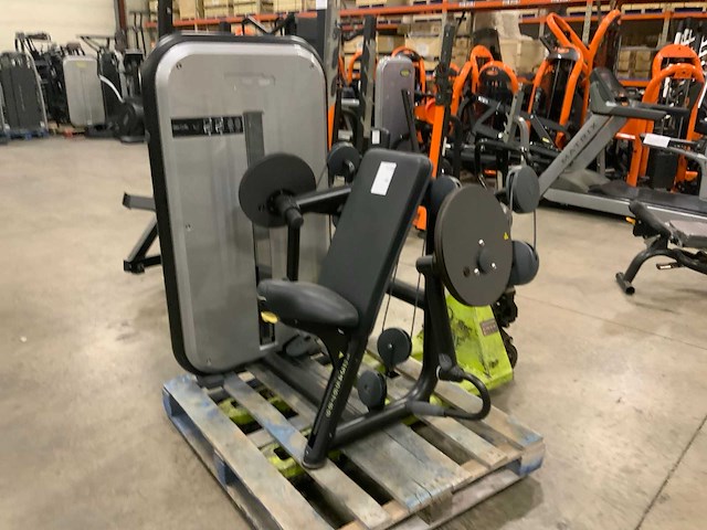 Technogym element arm curl krachtstation - afbeelding 1 van  5