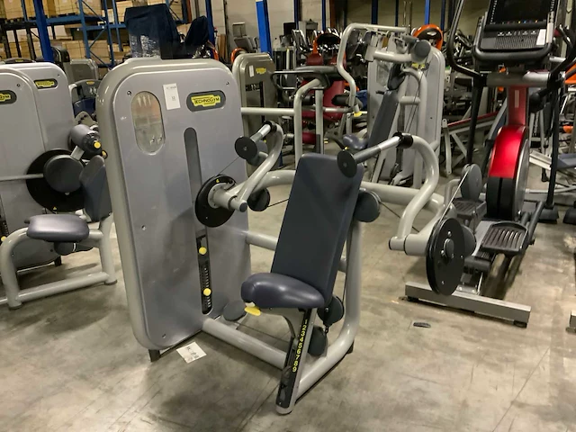 Technogym element arm extension krachtstation - afbeelding 1 van  5