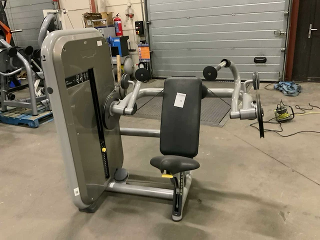 Technogym element arm extension krachtstation - afbeelding 1 van  6