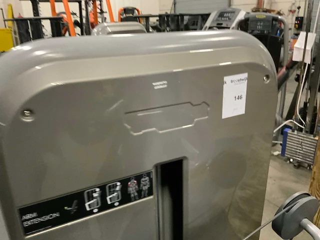 Technogym element arm extension krachtstation - afbeelding 2 van  6