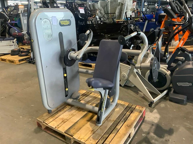 Technogym element arm extension krachtstation - afbeelding 1 van  7