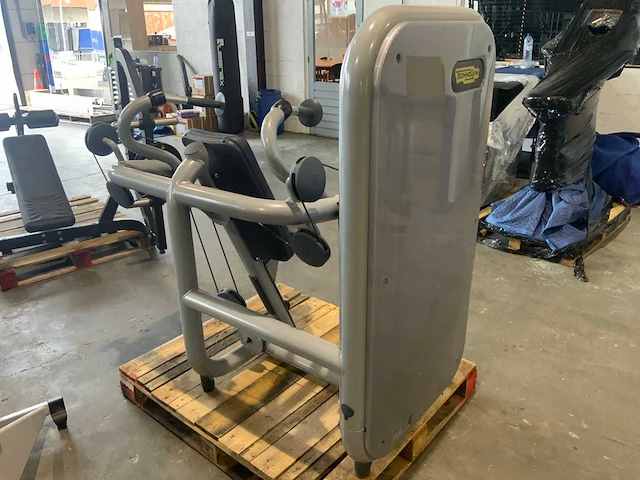 Technogym element arm extension krachtstation - afbeelding 4 van  7