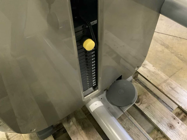 Technogym element arm extension krachtstation - afbeelding 4 van  6