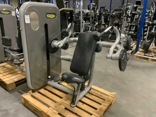 Technogym element arm extension krachtstation - afbeelding 1 van  5
