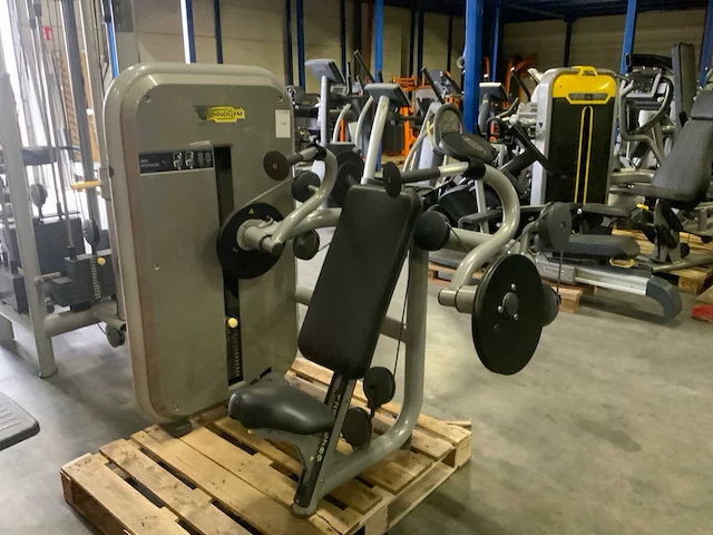 Technogym element arm extension krachtstation - afbeelding 1 van  5