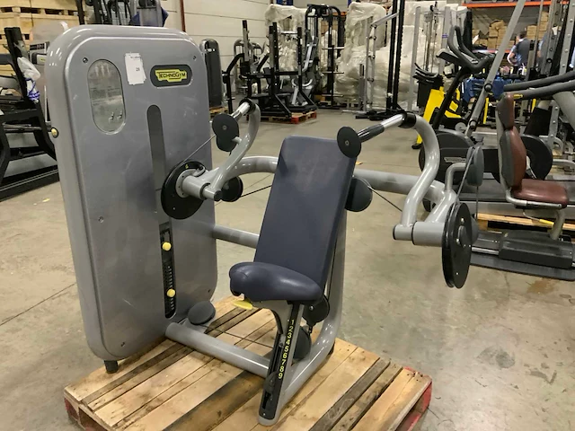 Technogym element arm extension krachtstation - afbeelding 1 van  5