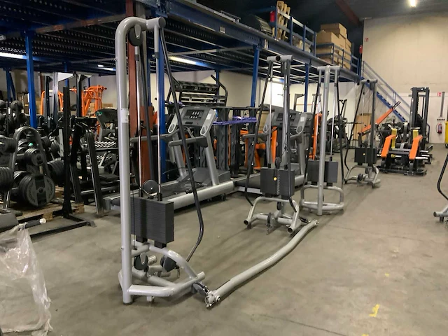 Technogym element cable cross krachtstation - afbeelding 5 van  5