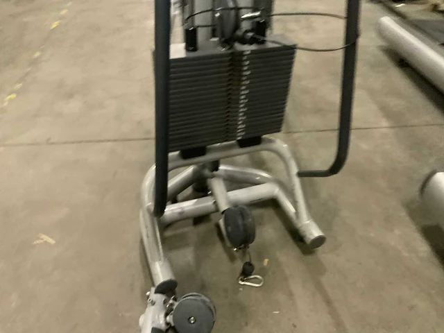 Technogym element cable cross krachtstation - afbeelding 6 van  7