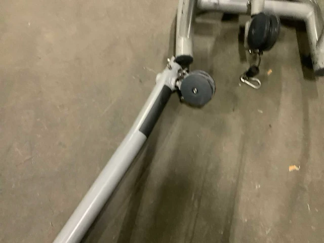 Technogym element cable cross krachtstation - afbeelding 7 van  7