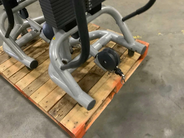 Technogym element cable crossover krachtstation - afbeelding 3 van  8
