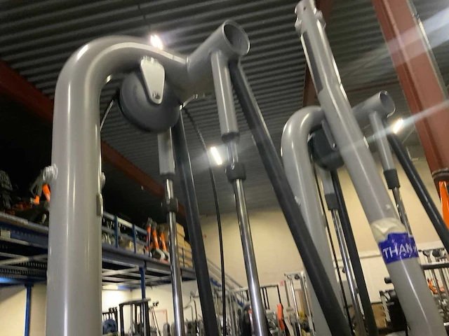 Technogym element cable crossover krachtstation - afbeelding 7 van  8
