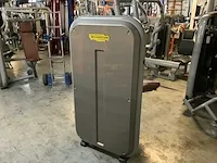 Technogym element chestpress krachtstation - afbeelding 3 van  4