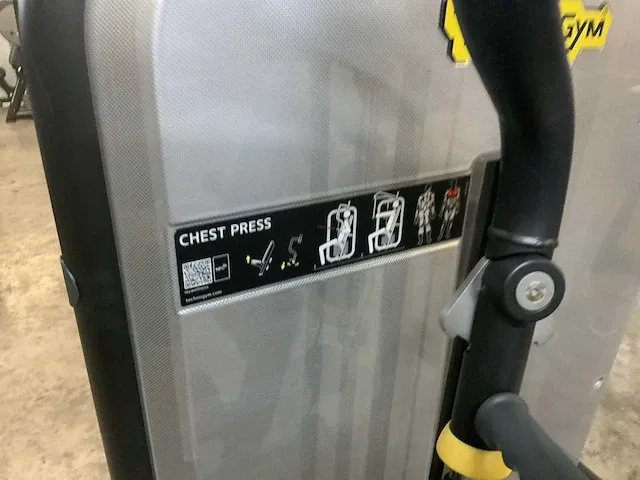 Technogym element chestpress krachtstation - afbeelding 2 van  6