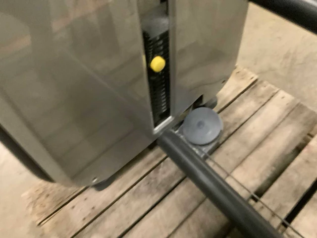 Technogym element chestpress krachtstation - afbeelding 6 van  6