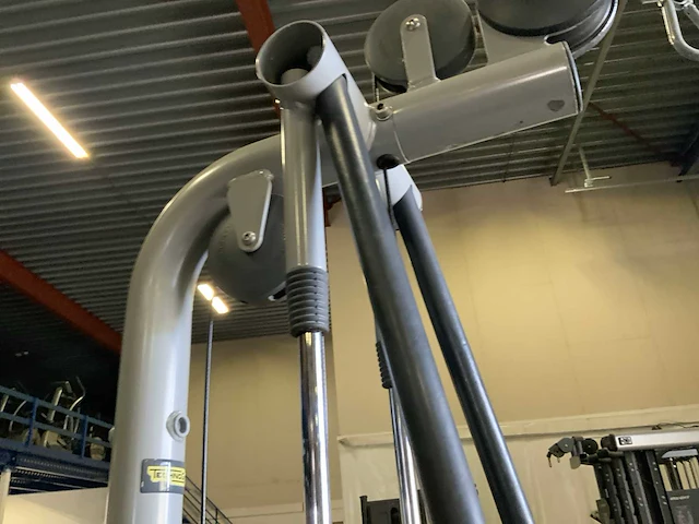 Technogym element ercolina krachtstation - afbeelding 3 van  4
