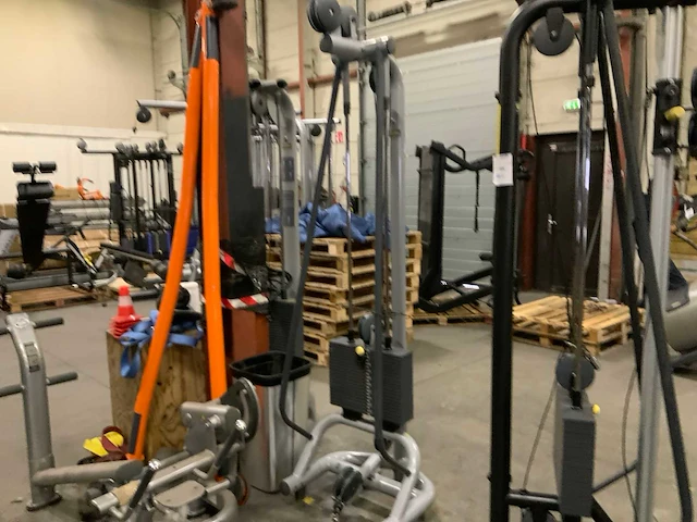 Technogym element ercolina pulley krachtstation - afbeelding 1 van  7