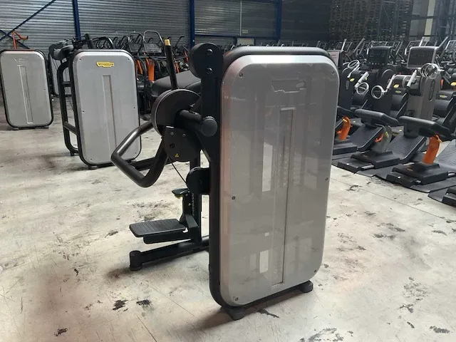 Technogym element glute krachtstation - afbeelding 3 van  6