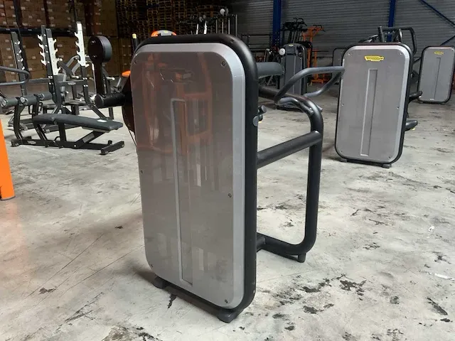 Technogym element glute krachtstation - afbeelding 6 van  6
