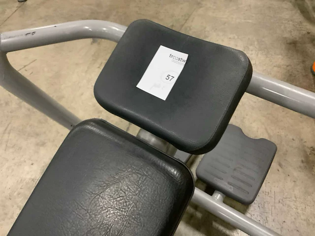 Technogym element incline bench press krachtstation - afbeelding 3 van  4