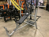 Technogym element incline bench press krachtstation - afbeelding 1 van  5