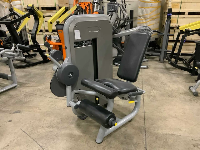 Technogym element leg extension krachtstation - afbeelding 1 van  7