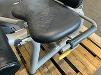 Technogym element leg extension krachtstation - afbeelding 3 van  7