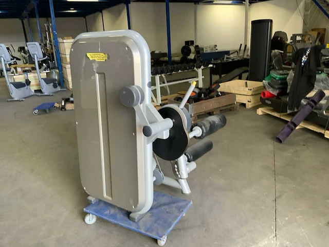 Technogym element legcurl krachtstation - afbeelding 5 van  6