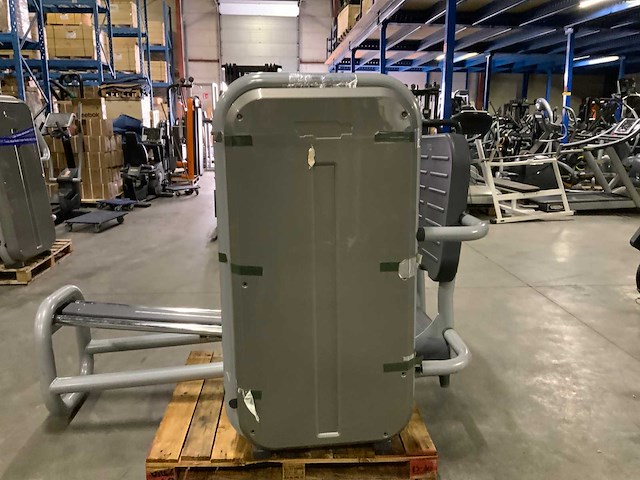 Technogym element legpress krachtstation - afbeelding 6 van  6