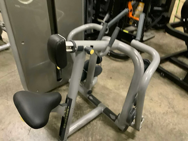 Technogym element low row krachtstation - afbeelding 2 van  5