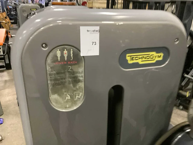 Technogym element lowerback krachtstation - afbeelding 2 van  5
