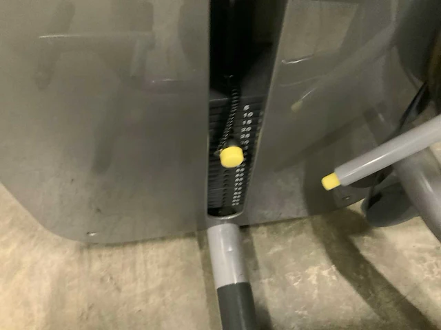 Technogym element lowerback krachtstation - afbeelding 3 van  5