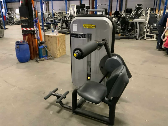 Technogym element lowerback krachtstation - afbeelding 1 van  6