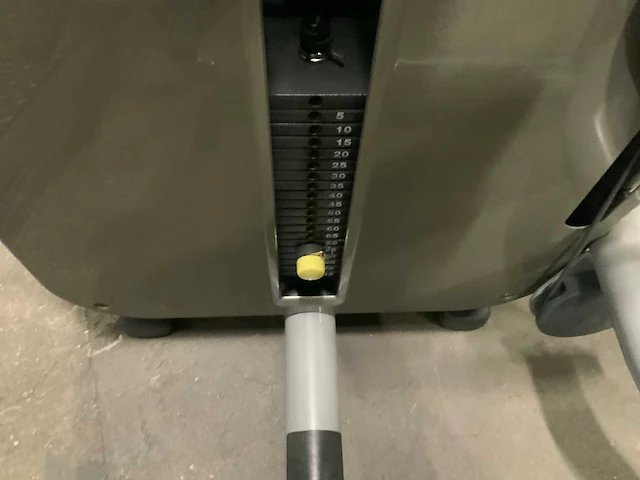 Technogym element lowerback krachtstation - afbeelding 3 van  6