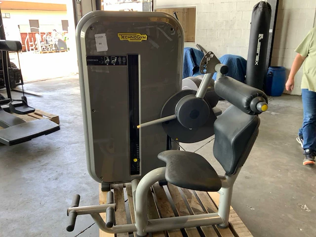 Technogym element lowerback krachtstation - afbeelding 1 van  6