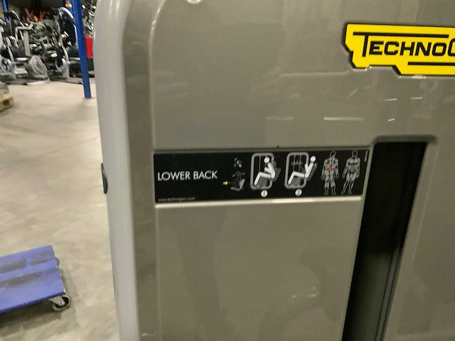 Technogym element lowerback krachtstation - afbeelding 2 van  7