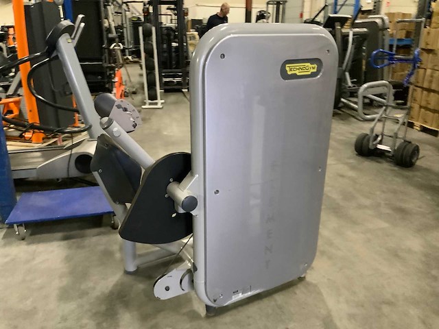 Technogym element lowerback krachtstation - afbeelding 4 van  5