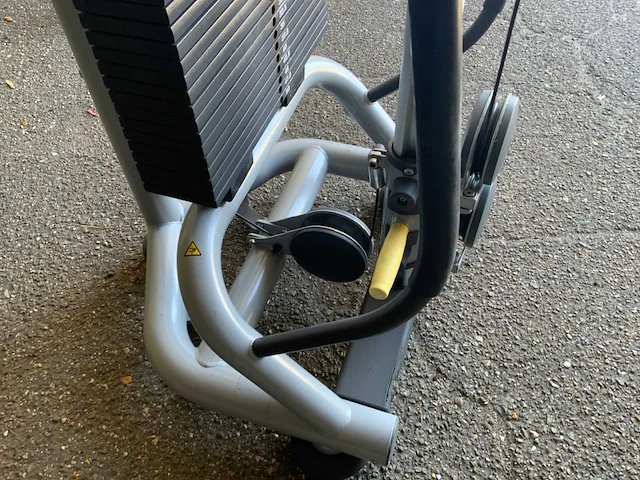 Technogym element olympic incline press krachtstation - afbeelding 6 van  7