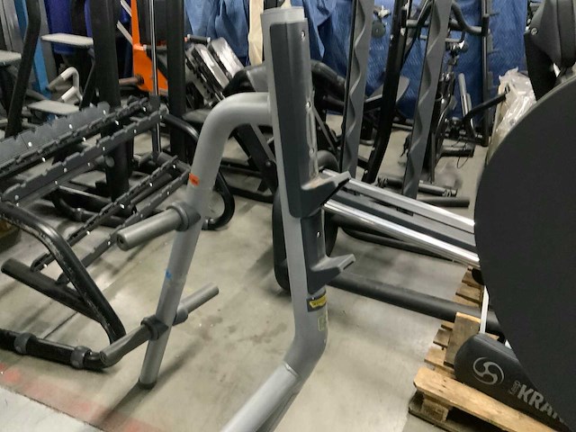 Technogym element olympisch bank krachtstation - afbeelding 3 van  5