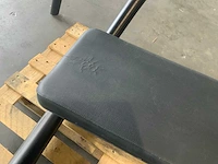Technogym element olympisch flat bench krachtstation - afbeelding 4 van  5