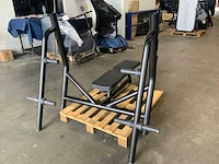 Technogym element olympisch flat bench krachtstation - afbeelding 5 van  5