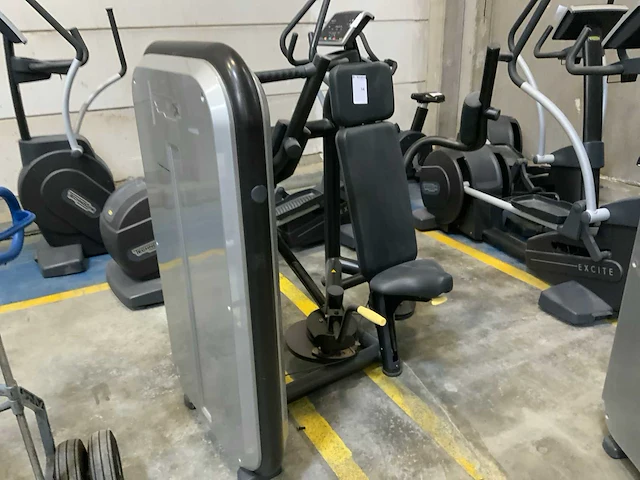 Technogym element pectorale krachtstation - afbeelding 2 van  7