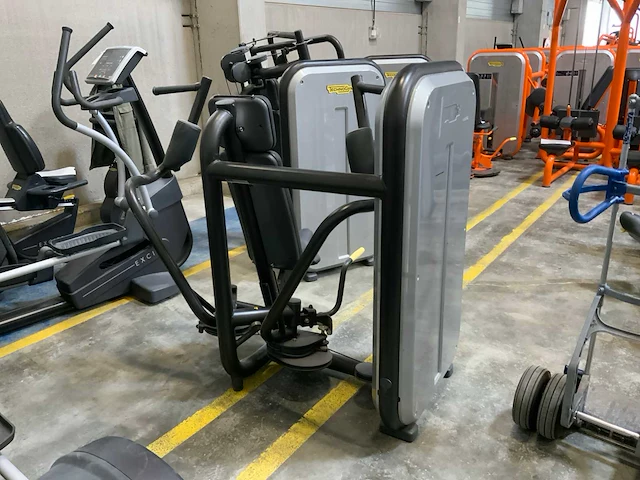 Technogym element pectorale krachtstation - afbeelding 7 van  7