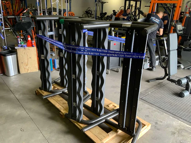 Technogym element rek 4x krachtstation - afbeelding 1 van  4