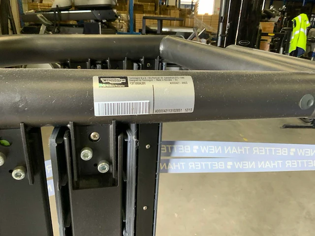 Technogym element rek 4x krachtstation - afbeelding 4 van  4