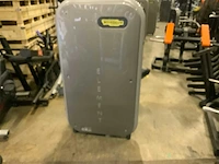 Technogym element shoulder press krachtstation - afbeelding 4 van  4
