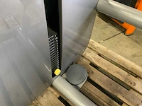 Technogym element shoulder press krachtstation - afbeelding 4 van  6