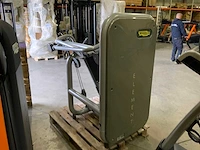 Technogym element shoulder press krachtstation - afbeelding 6 van  6