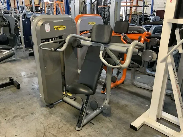 Technogym element shoulderpress krachtstation - afbeelding 1 van  4